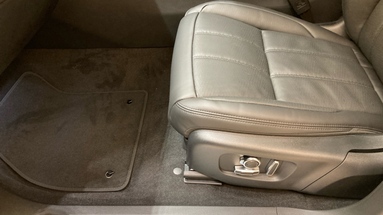 Land Rover Range Rover Evoque 1.5 P270e Autobiography 5dr Auto [Revised] Hatchback